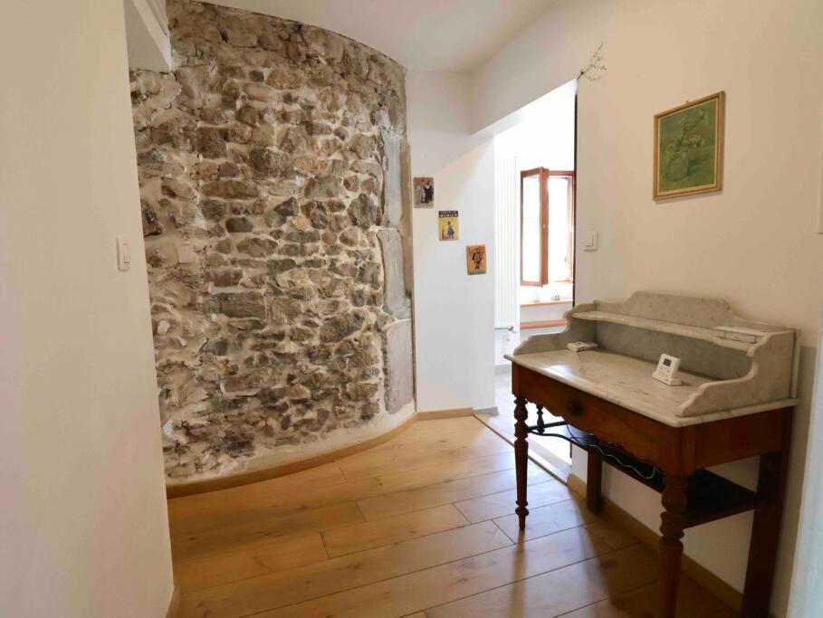 Les Hauts Du Chateau Chambery Luaran gambar